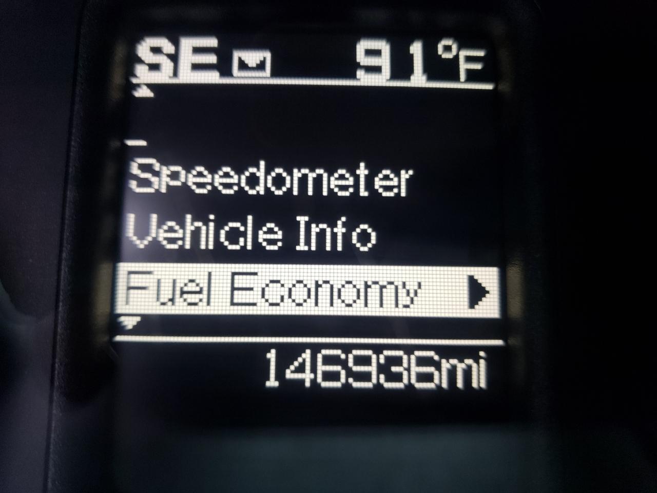 RAM 1500 4WD Crew Cab 140.5" Express 2015