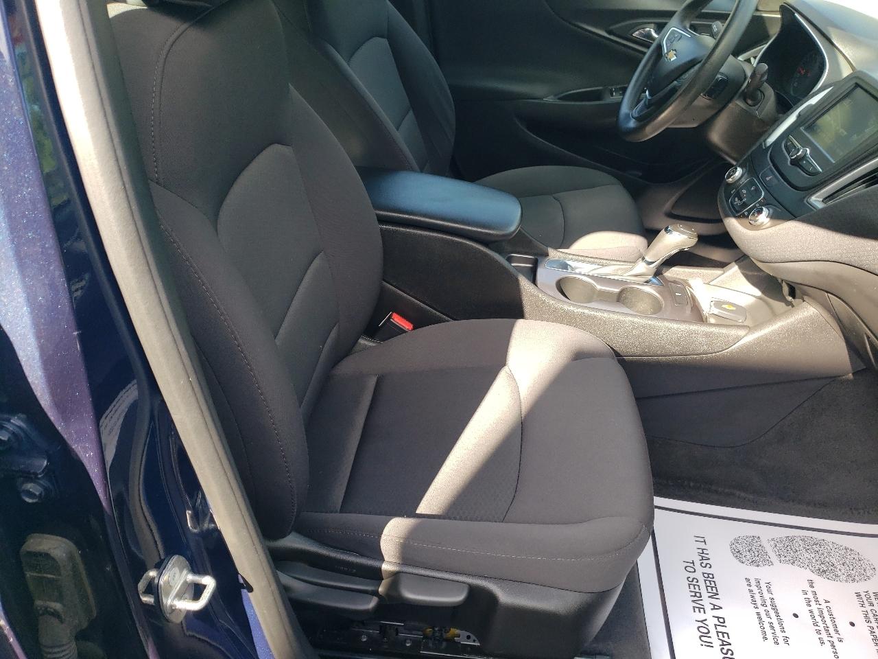 Chevrolet Malibu 4dr Sdn LS w/1LS 2017