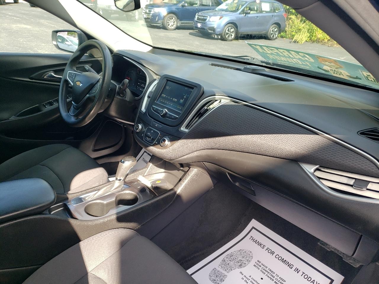 Chevrolet Malibu 4dr Sdn LS w/1LS 2017