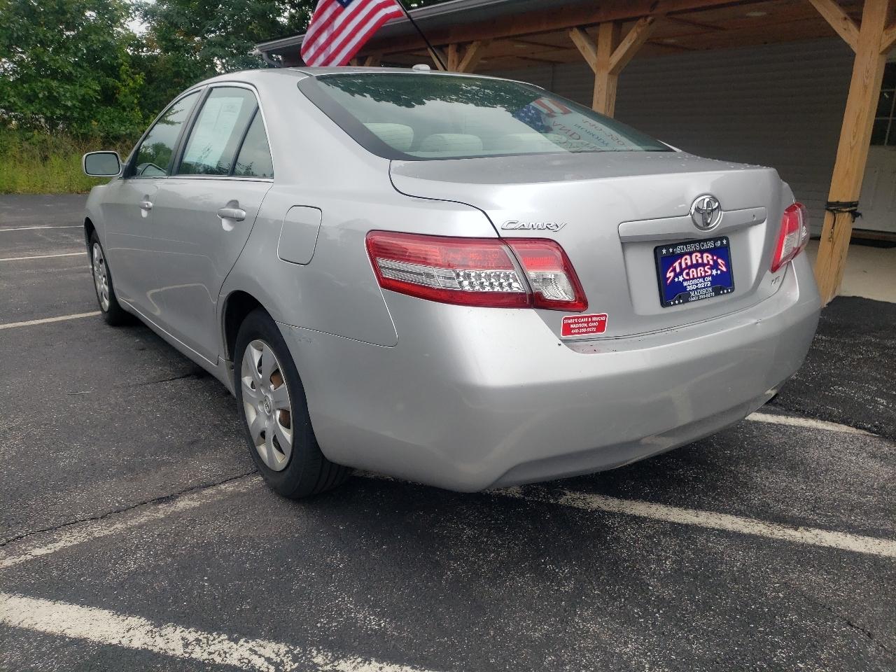 Toyota Camry 4dr Sdn I4 Auto LE (Natl) 2010