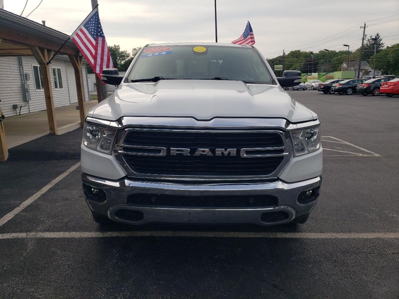 RAM 1500 Big Horn/Lone Star 4x4 Quad Cab 6'4" Box 2019
