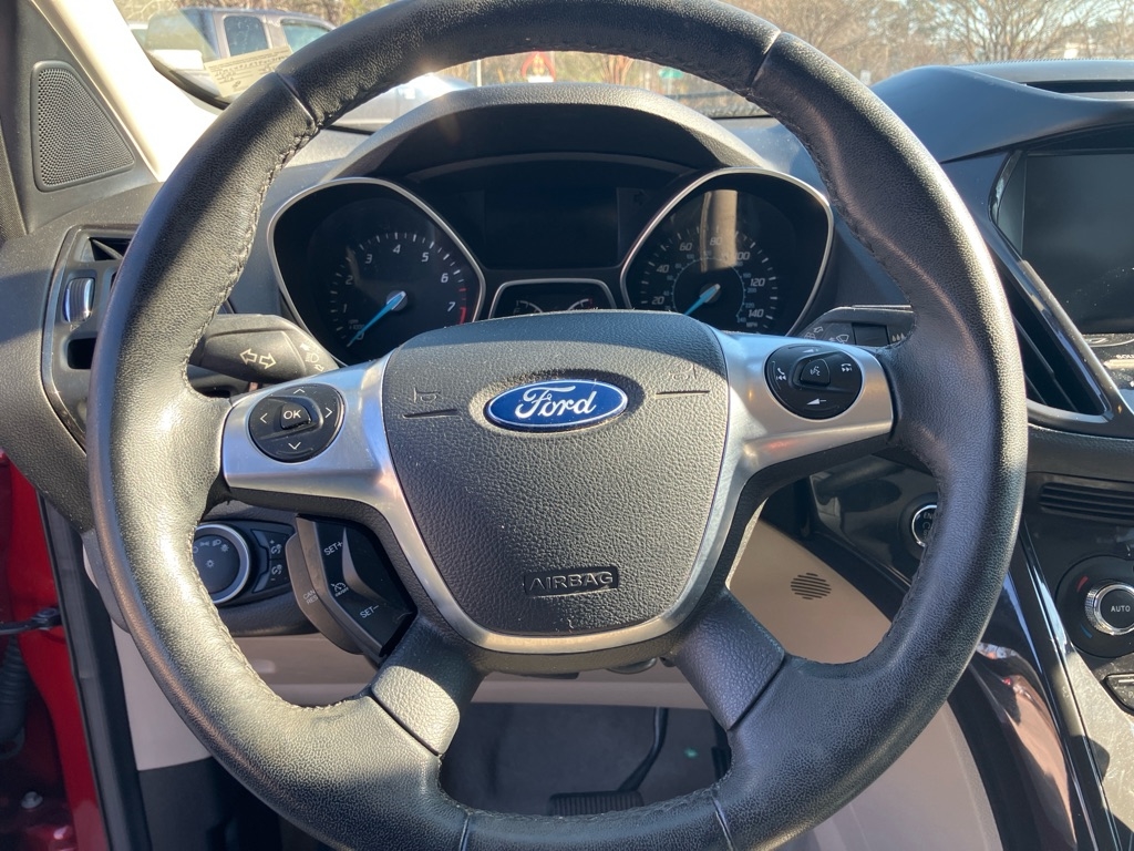 Ford Escape Titanium FWD 2015
