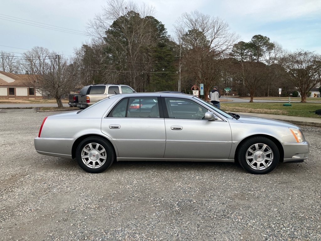 Cadillac DTS Luxury II 2008