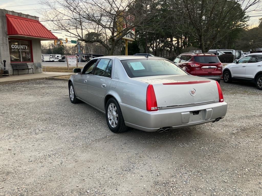 Cadillac DTS Luxury II 2008