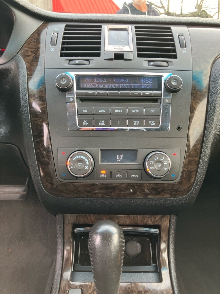 Cadillac DTS Luxury II 2008