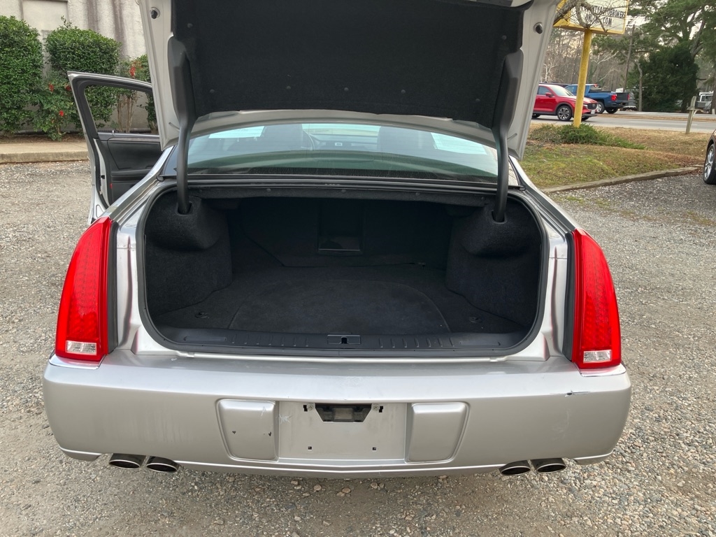 Cadillac DTS Luxury II 2008
