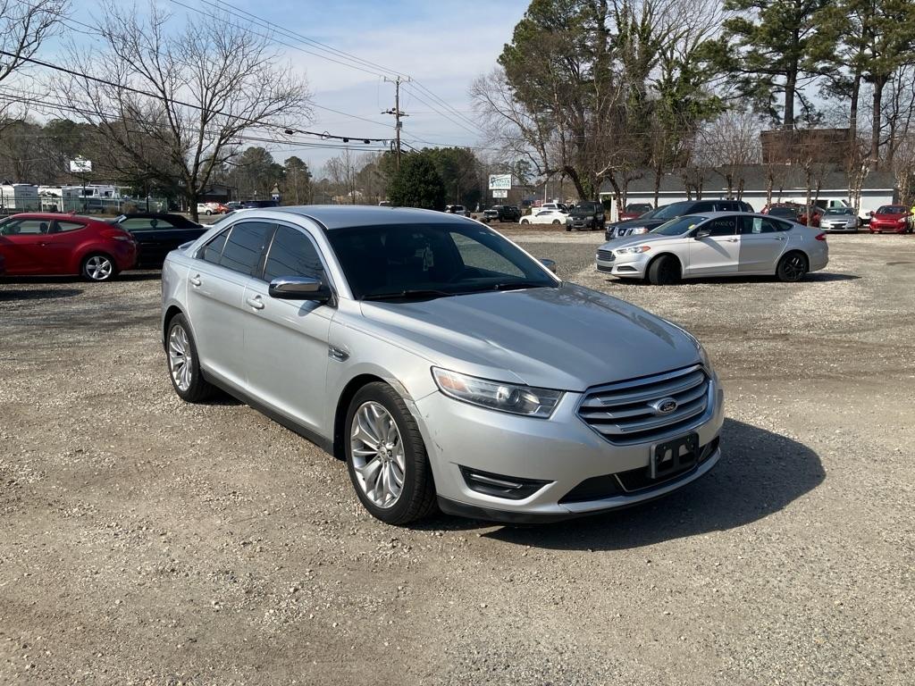 Ford Taurus Limited FWD 2013