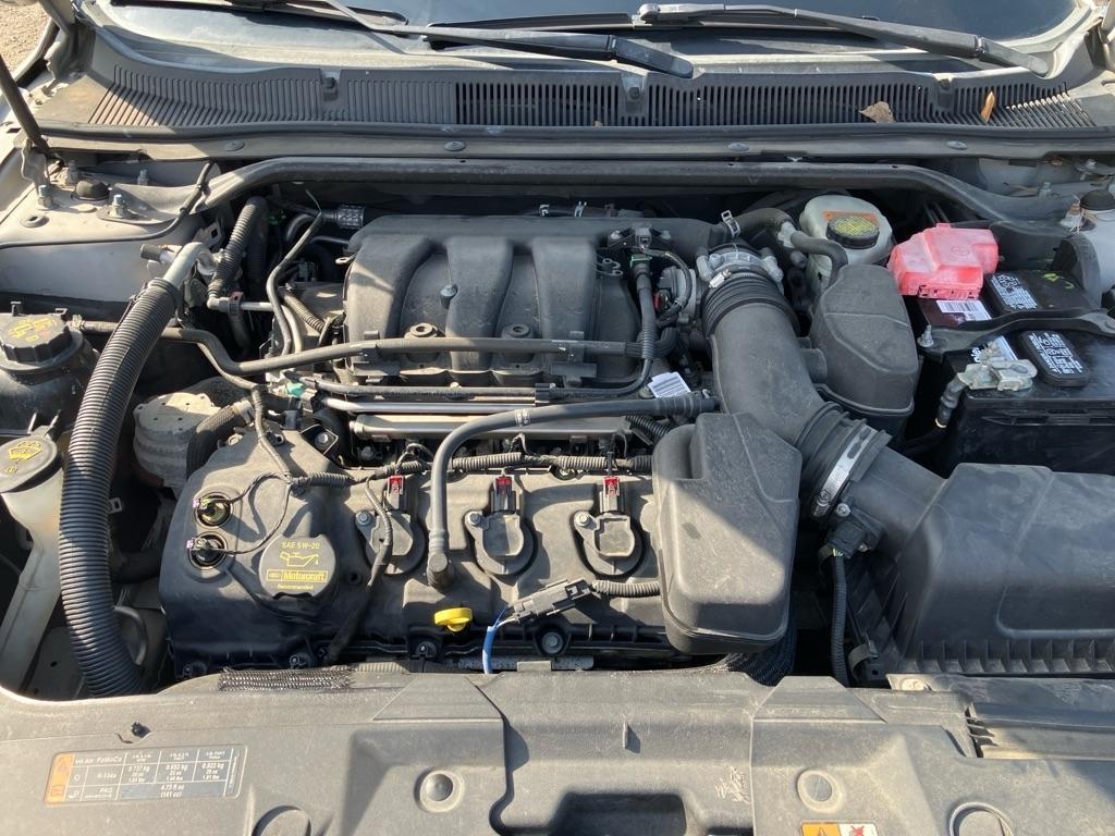 Ford Taurus Limited FWD 2013