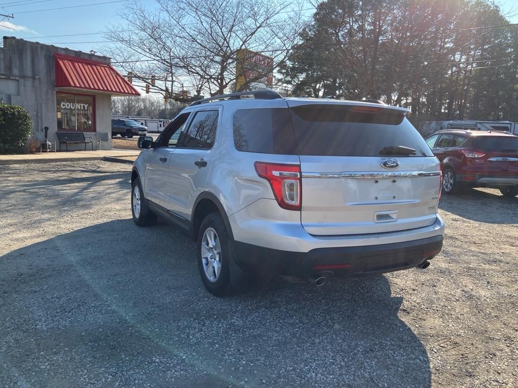 Ford Explorer Base 4WD 2013