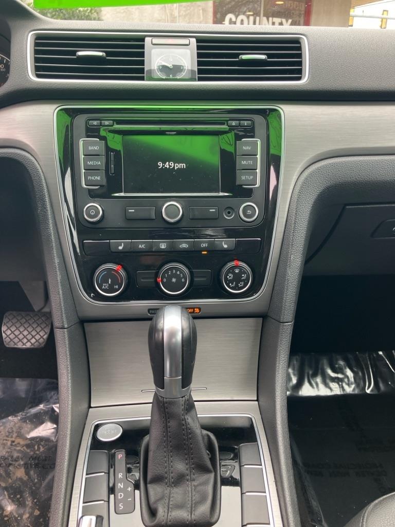 Volkswagen Passat SE PZEV 6A 2015