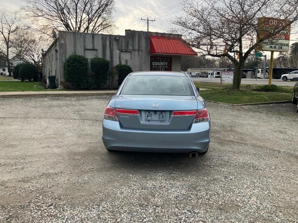 Honda Accord EX Sedan AT 2011