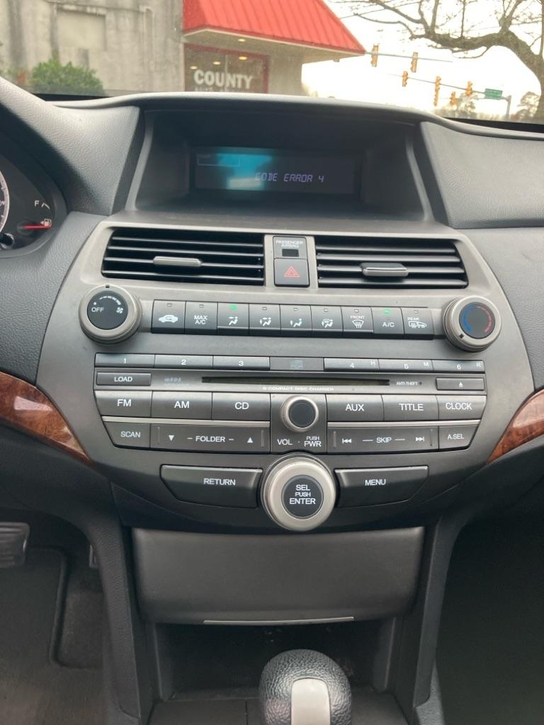 Honda Accord EX Sedan AT 2011