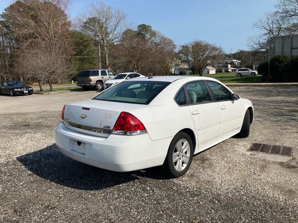 Chevrolet Impala LS 2011