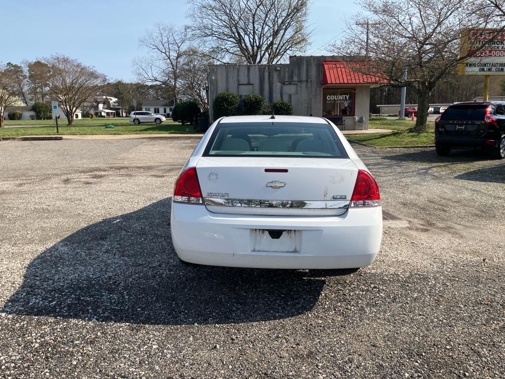 Chevrolet Impala LS 2011