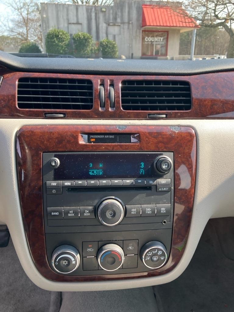 Chevrolet Impala LS 2011