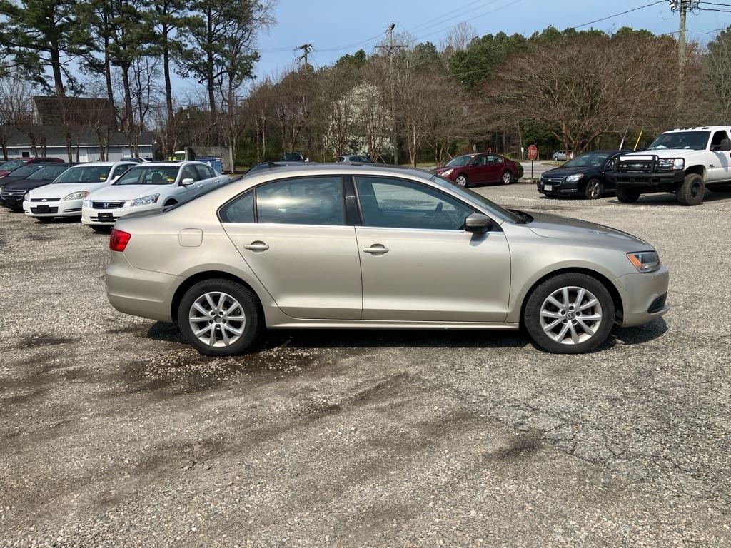 Volkswagen Jetta SE 2013