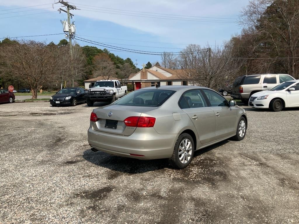 Volkswagen Jetta SE 2013