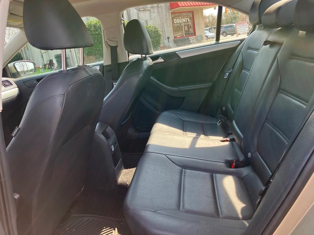 Volkswagen Jetta SE 2013