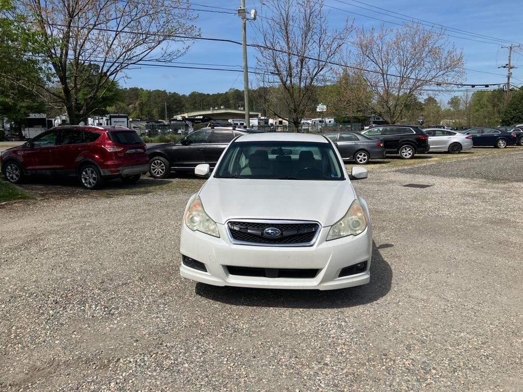 Subaru Legacy 2.5i Premium 2011