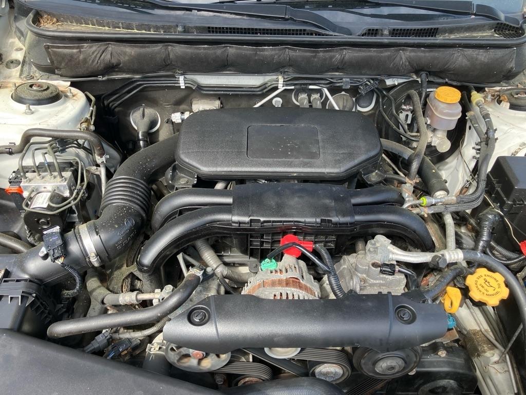 Subaru Legacy 2.5i Premium 2011