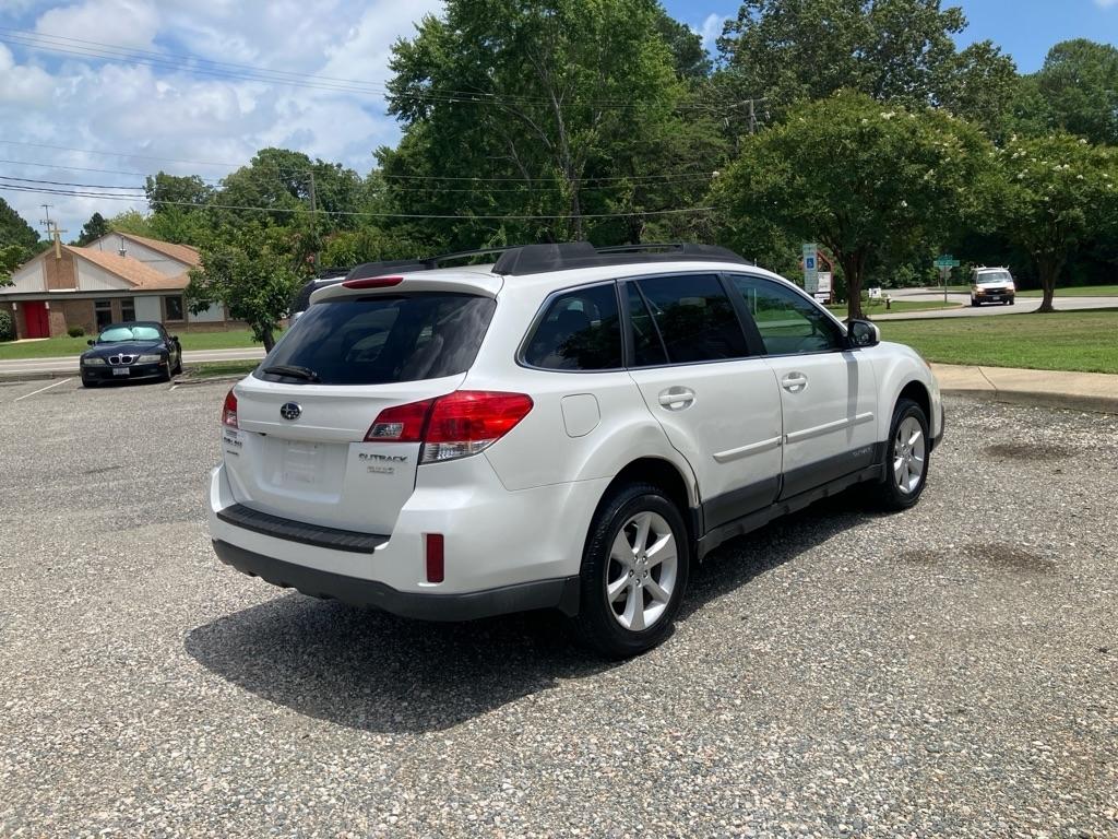 Subaru Outback  2013