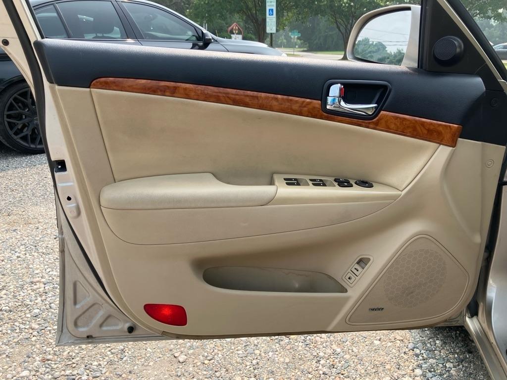 Hyundai Sonata SE 2010