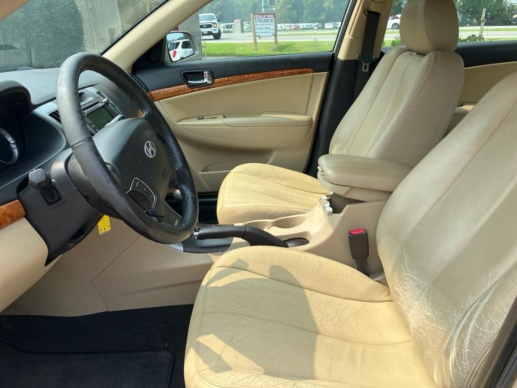 Hyundai Sonata SE 2010
