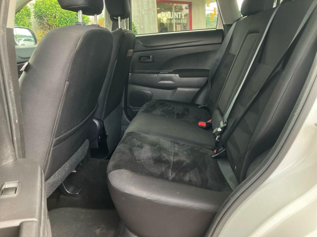 Mitsubishi Outlander Sport ES AWD 2013