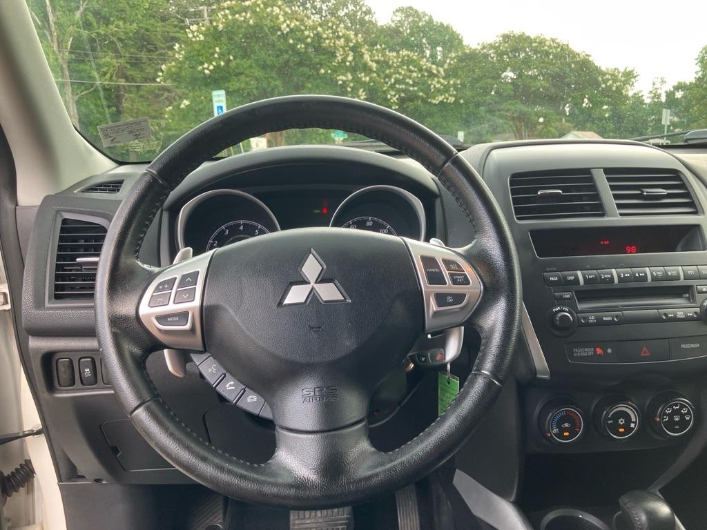 Mitsubishi Outlander Sport ES AWD 2013
