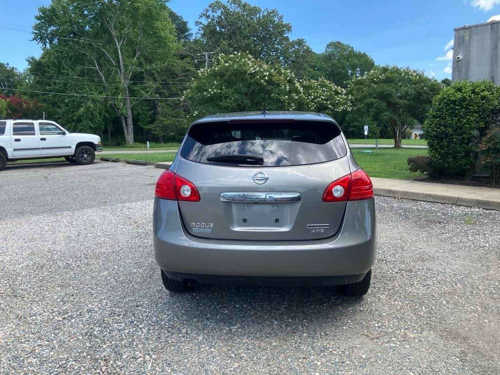 Nissan Rogue S AWD 2012