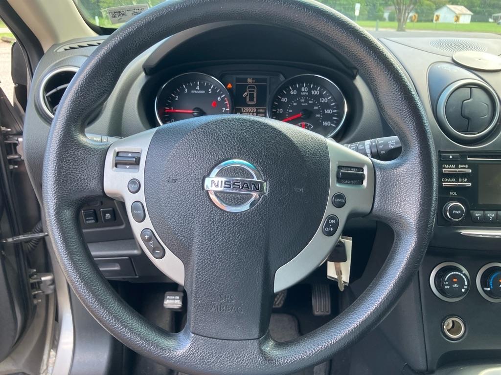 Nissan Rogue S AWD 2012