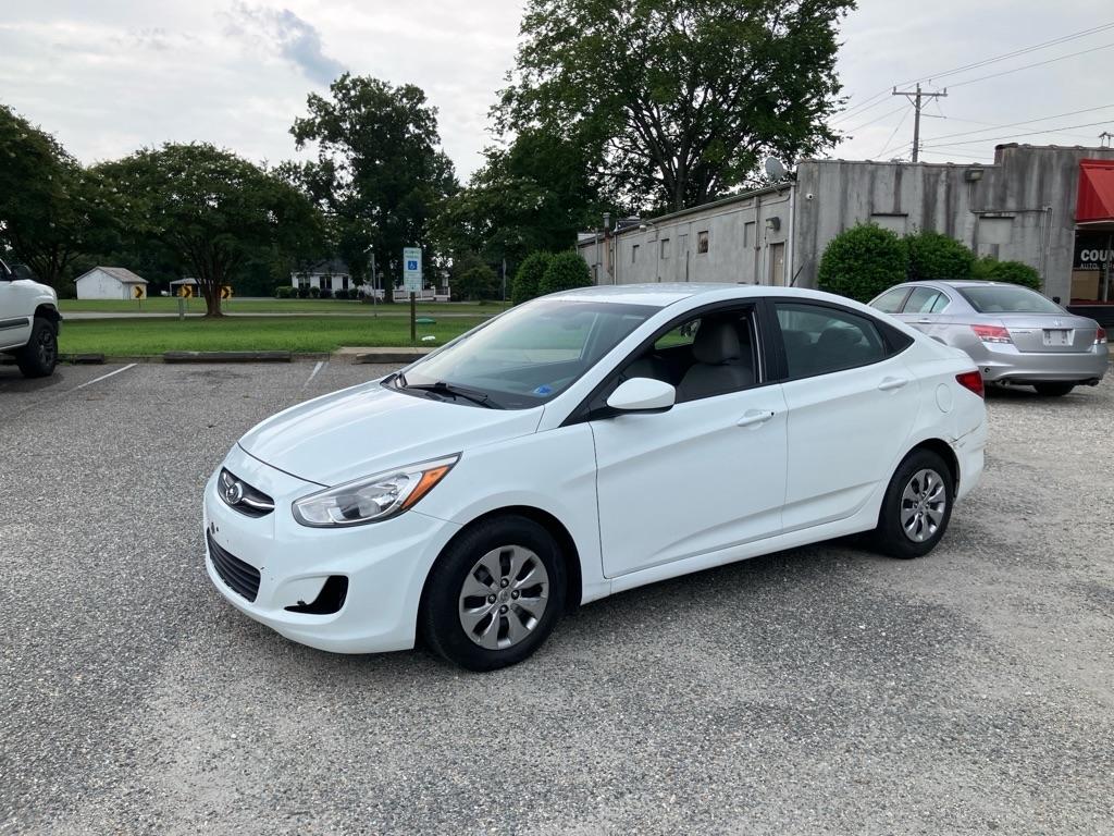 Hyundai Accent GLS 4-Door 6A 2015