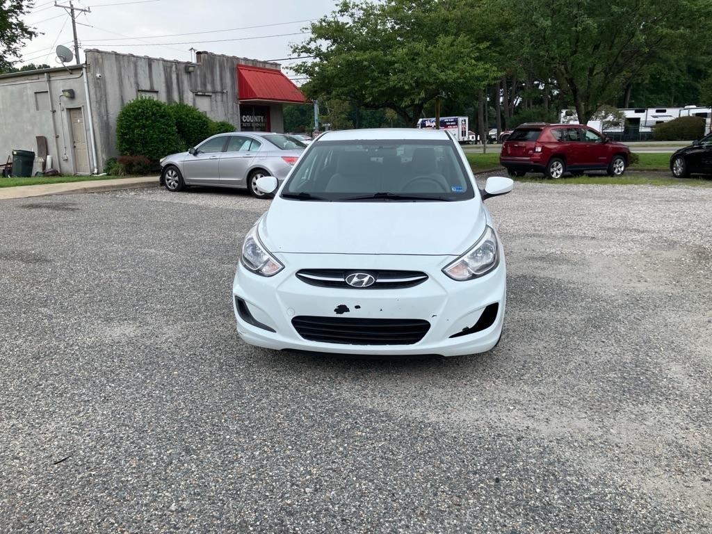 Hyundai Accent GLS 4-Door 6A 2015