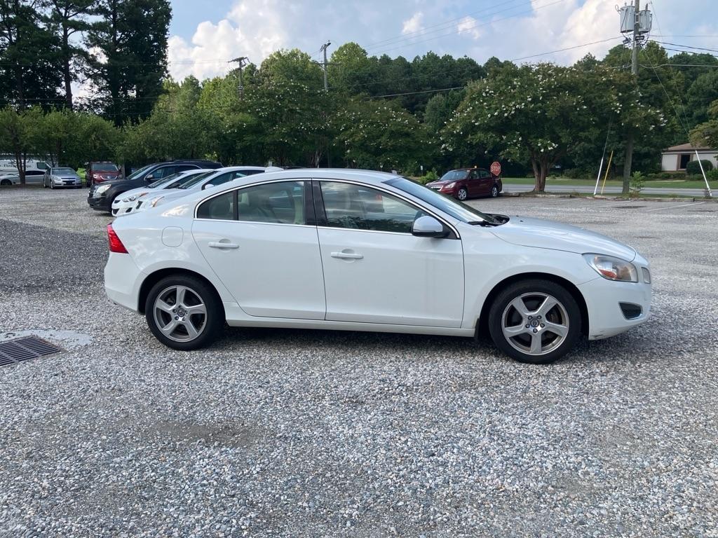 Volvo S60 T5 2012