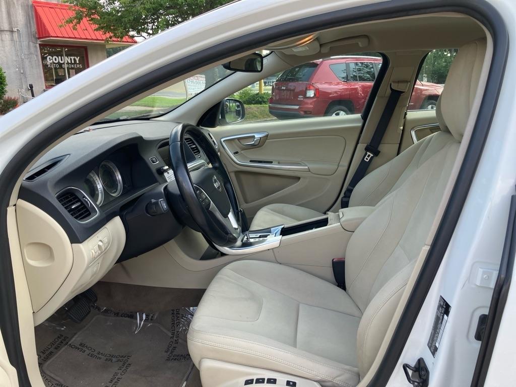 Volvo S60 T5 2012
