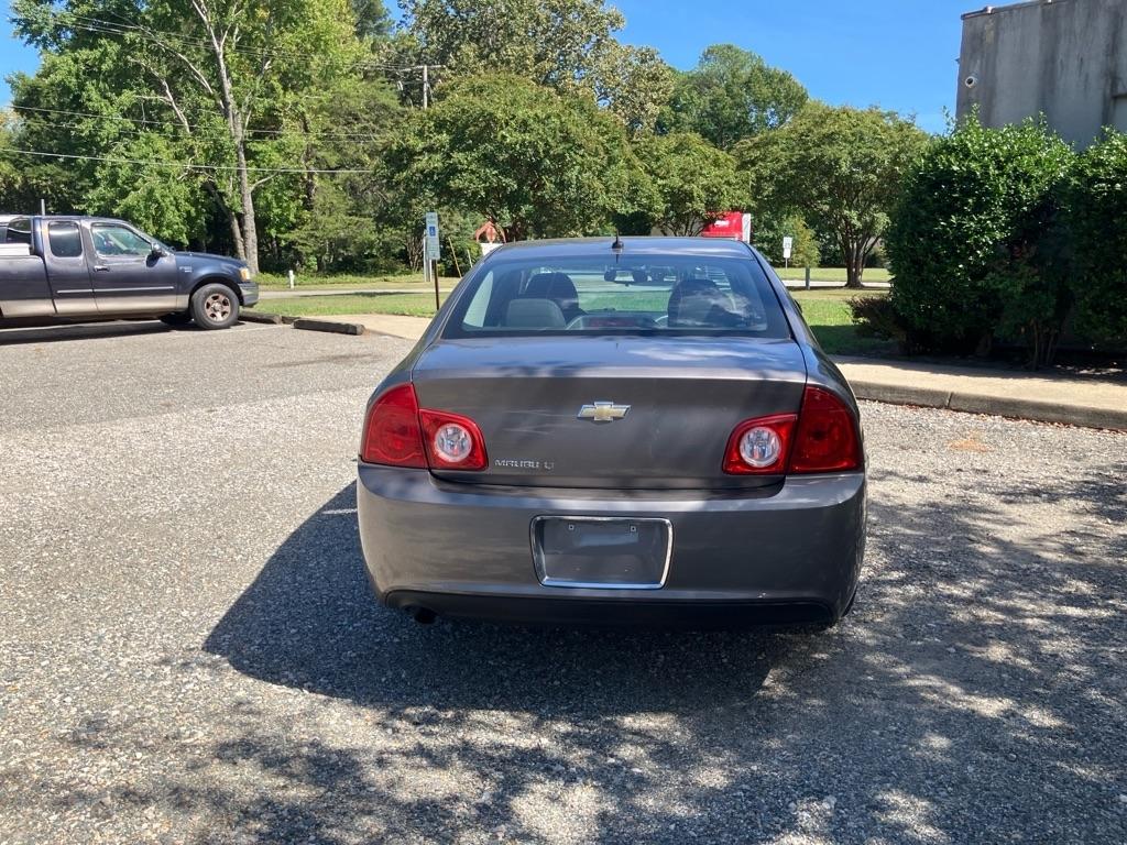 Chevrolet Malibu 1LT 2011