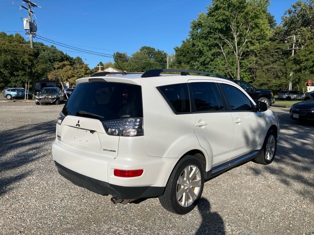 Mitsubishi Outlander SE AWD 2012