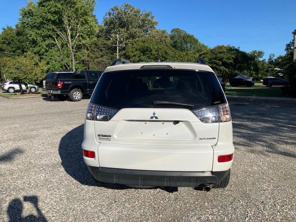 Mitsubishi Outlander SE AWD 2012