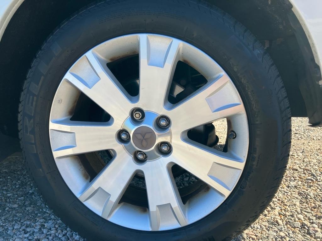 Mitsubishi Outlander SE AWD 2012