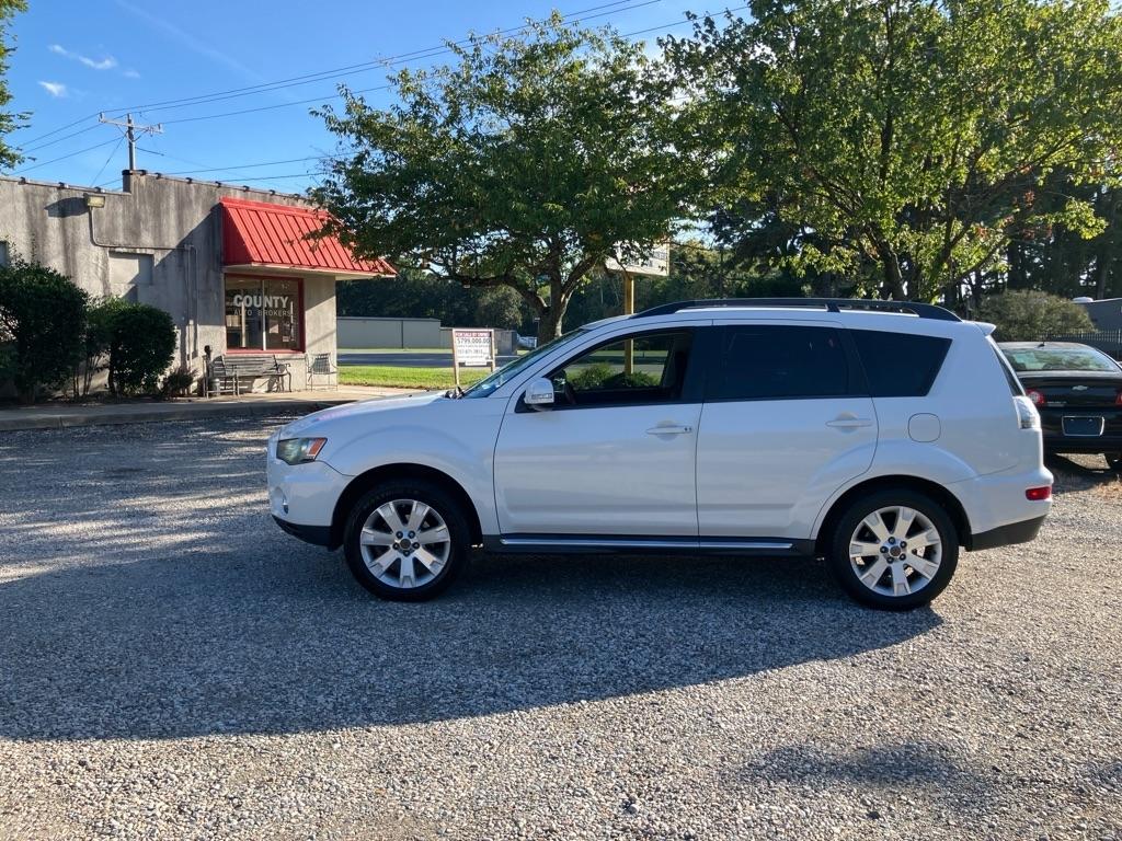 Mitsubishi Outlander SE AWD 2012