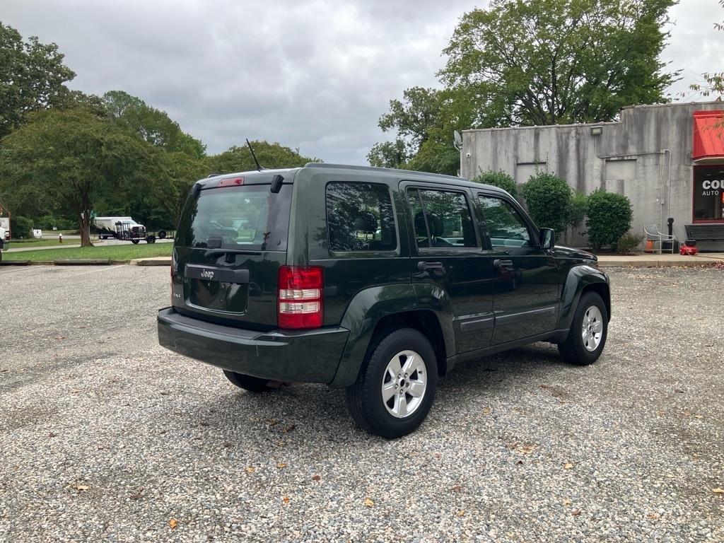 Jeep Liberty Sport 4WD 2012