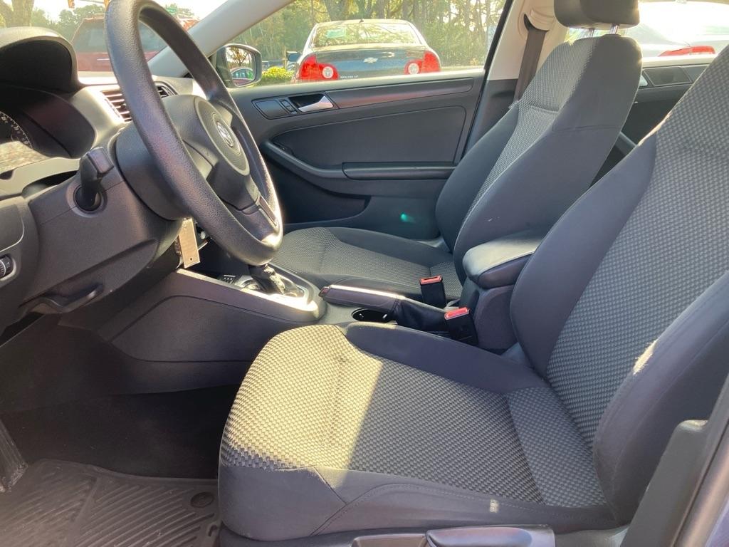 Volkswagen Jetta S 2014
