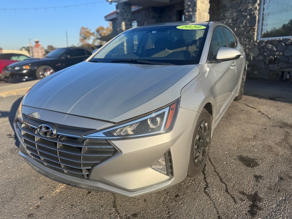 2020 Hyundai Elantra SE