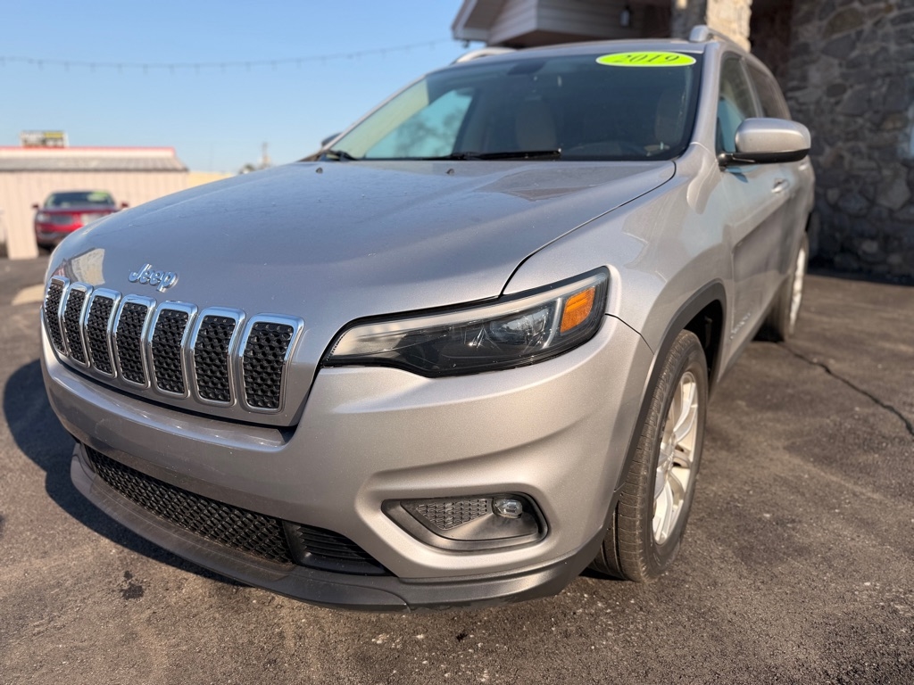 2019 Jeep Cherokee LATITUDE