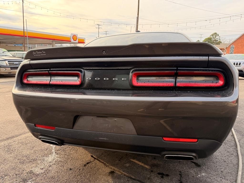 Dodge Challenger  2019
