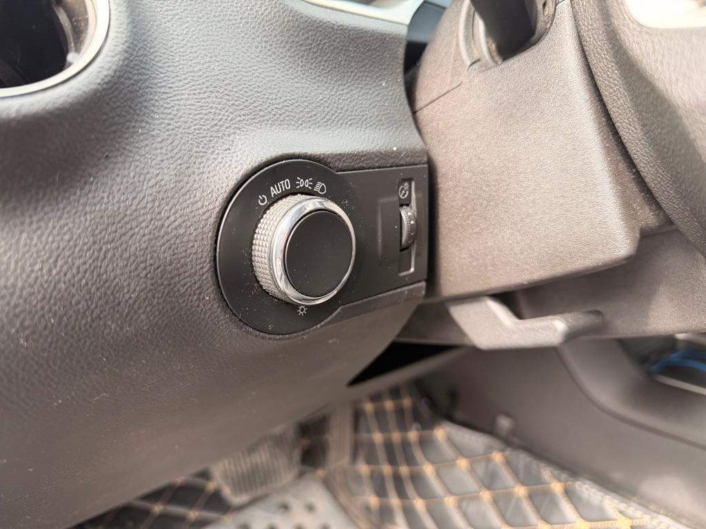 Chevrolet Camaro  2010