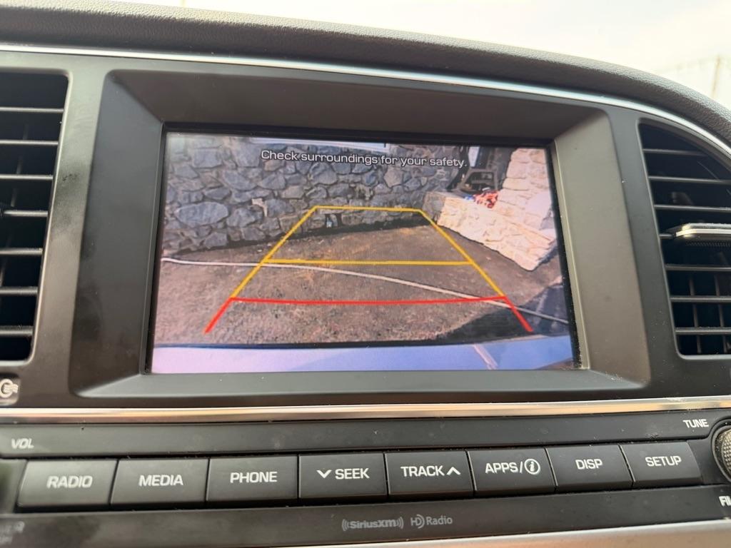 Hyundai Elantra  2018