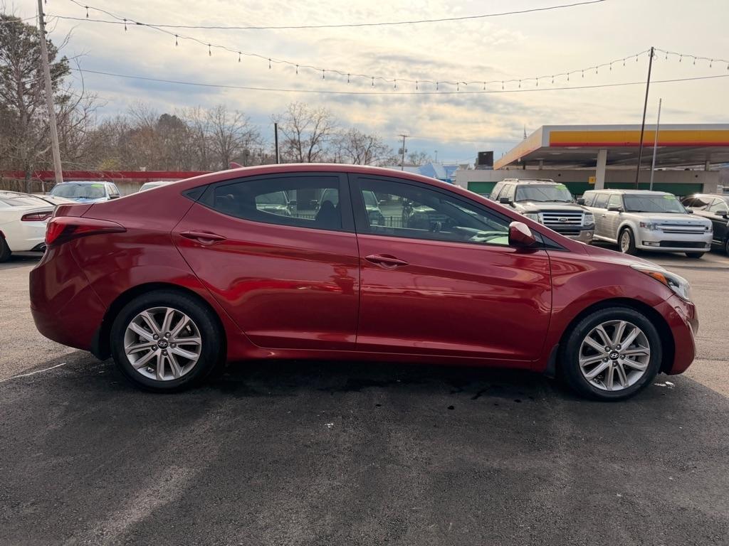 Hyundai Elantra  2015