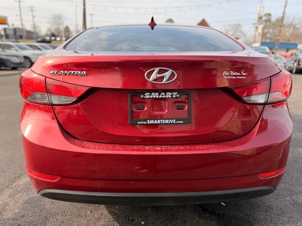 Hyundai Elantra  2015