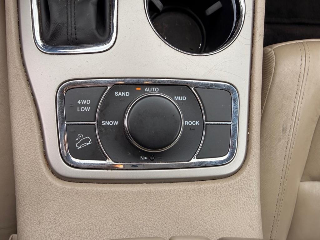 Jeep Grand Cherokee  2016